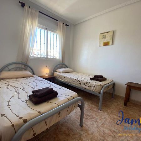La Cinuelica, R3 1St Floor Apartment Com Pool L149 トレビエハ エクステリア 写真